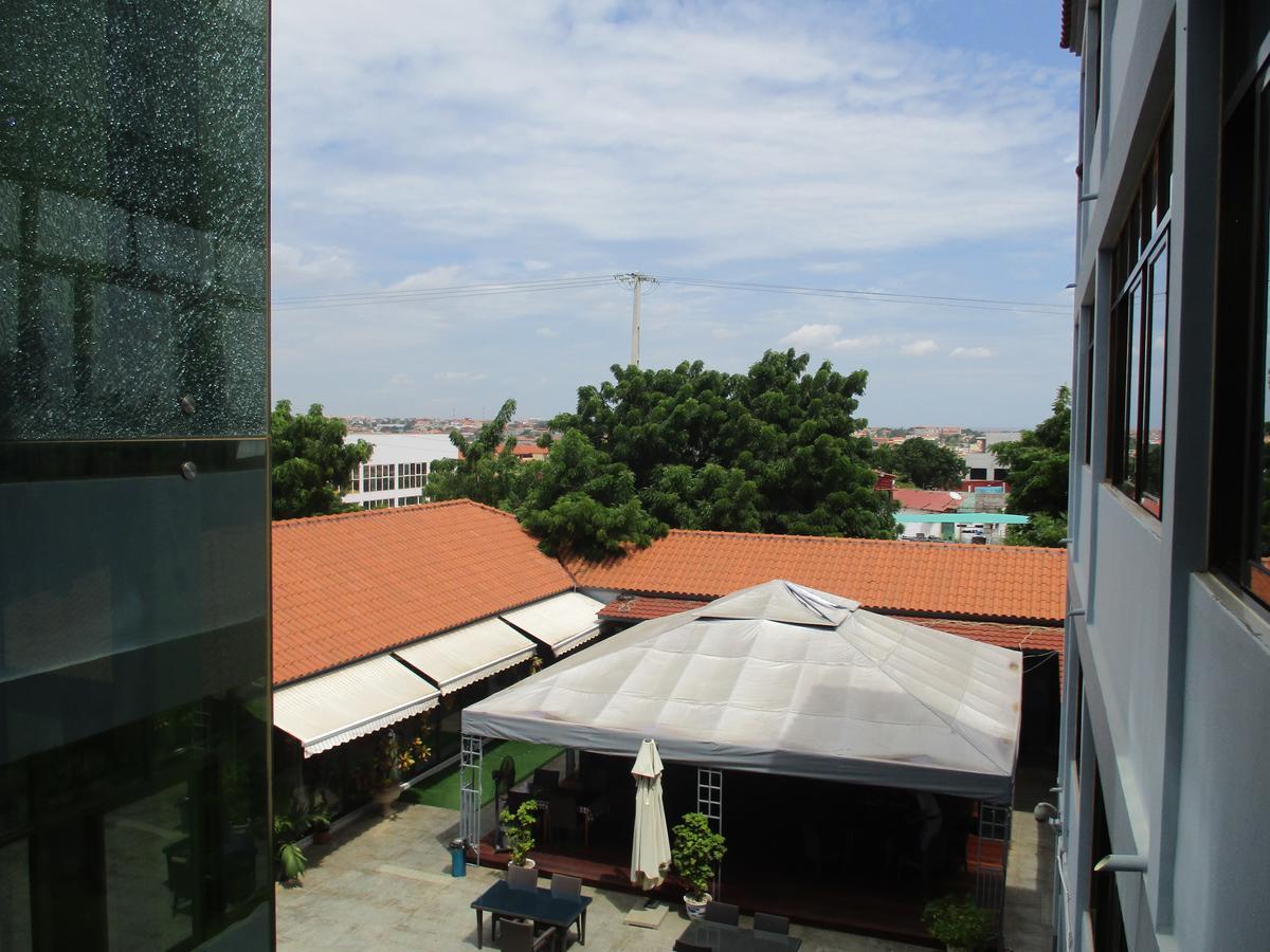 Hotel Patriota Luanda Kültér fotó
